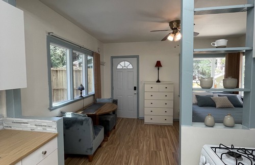 Crestline Cottage | Mooncrest Whimsical Cottage by Lake Gregory