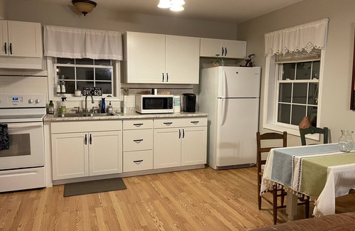 Barboursville Apartment | Moonfire Farm Shenandoah region cozy getaway