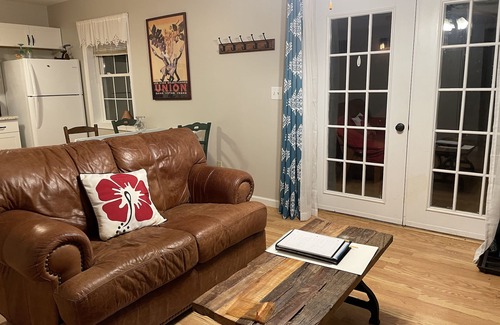 Barboursville Apartment | Moonfire Farm Shenandoah region cozy getaway
