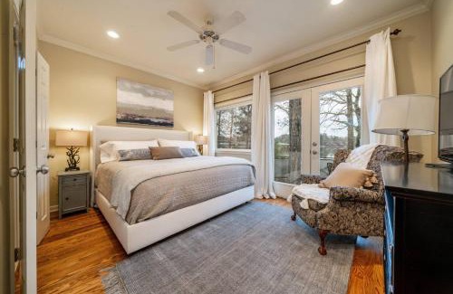 Mid America House | Moonlight Baydream