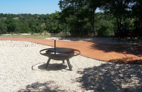 Fredericksburg Cottage | Moonlight Cottage - Breezy HIlls Cottages