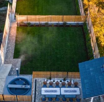 Calnic House | Moonlight Hill Point