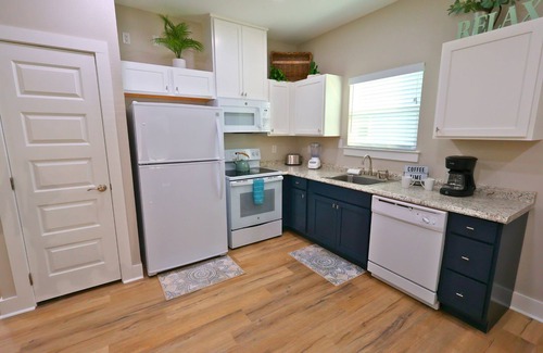 Fulton Cottage | Moonstone Cottage at The Oasis