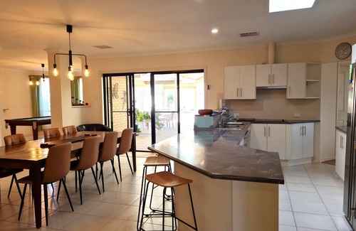 Moonta Bay Hotel | Moonta Bay Getaway, Moonta Bay