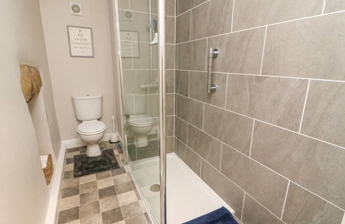 Carnforth Cottage | MOOR COTTAGE, pet friendly, with open fire in Kirkby Lonsdale