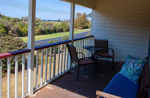 Bermagui House | Moorhead beach cottage Bermagui - 60 Wallaga Lake Road