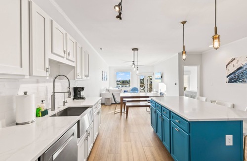 Isle of Palms Condo | Moorings 510 - Yacht View Serenity! Top Floor!