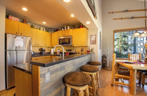Winter Park Condo | Moose Haven! 2 bedrooms, walk to Main Street, mt views