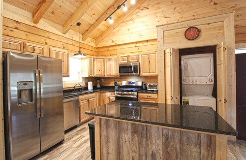 Bryson City House | Moose Tracks- Bryson Village