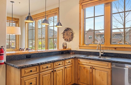 Big Sky Condo | Moosehead Lodge | Big Sky Town Center