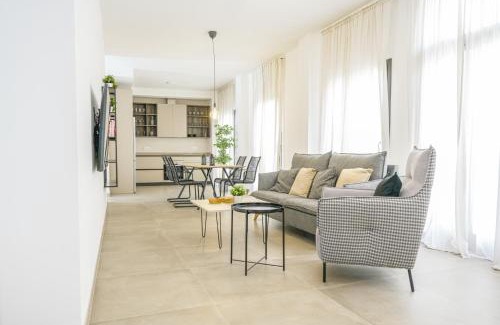 Almeria Centro Apartment | Moott Homes Suites Casa de los Leones APTO 1