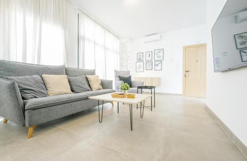 Almeria Centro Apartment | Moott Homes Suites Casa de los Leones APTO 1