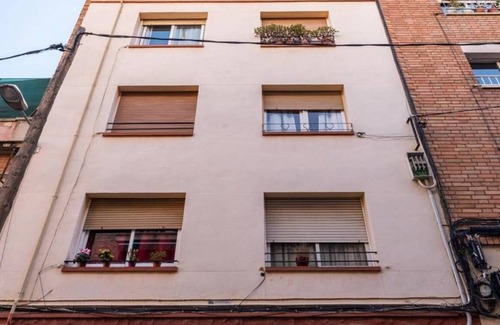 Horta-Guinardo Apartment | MORATIN 2h - Two Bedroom Apartment, Sleeps 3