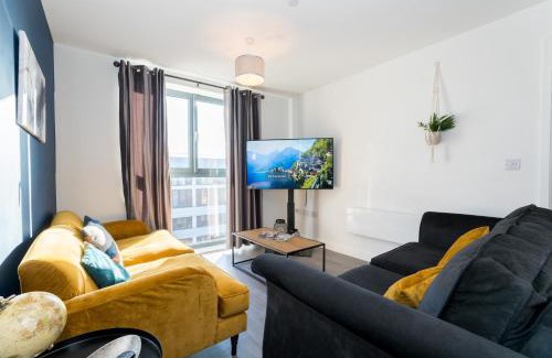 Old Trafford Apartment | Morden 2 Bed Apartment - Manchester Old Trafford