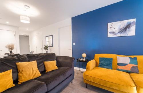 Old Trafford Apartment | Morden 2 Bed Apartment - Manchester Old Trafford