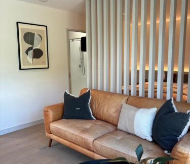Arthur's Point Apartment | Morning Star Studio A
