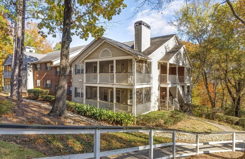 Meadowbrook Condo | Morning Sun Escape- 3 Bedrooms, King Beds, Balcony