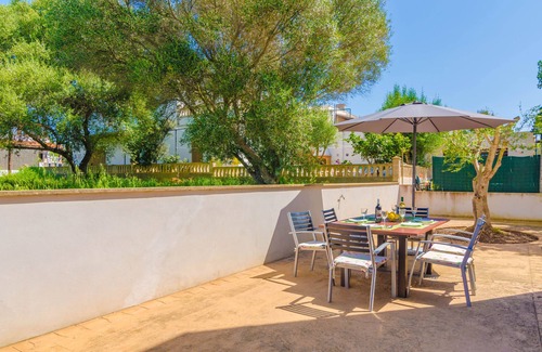 Sa Rapita House | MOSAIC - Cosy chalet with beatiful terraces and porche near the sandy beach. Free WiFi