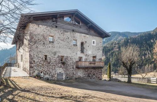 Sarntal Apartment | Moserhof Ferienwohnung Sunnseit