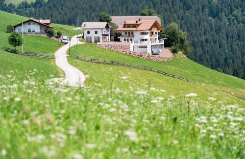 San Genesio Atesino Apartment | Moserhof Wohnung Lavendel
