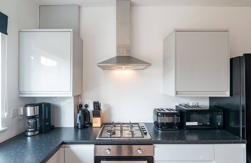 Droylsden House | Mosh Homes