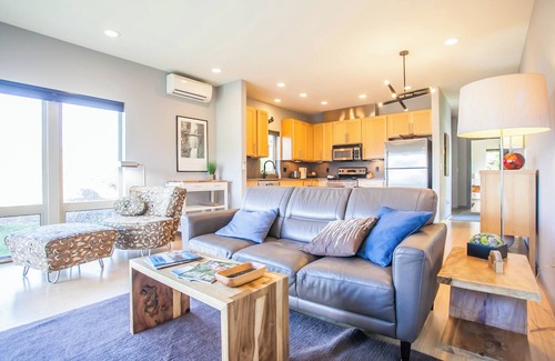 Mosier House | Mosier Creek - 1 Bedroom, 1 Bath - Great Views of the Gorge