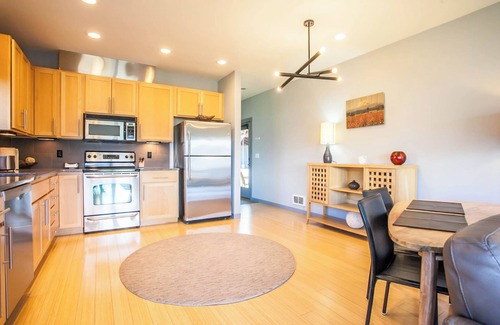 Mosier House | Mosier Creek - 1 Bedroom, 1 Bath - Great Views of the Gorge