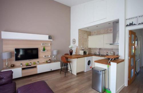 Glasgow Apartment | Mosspark Boulevard Exec Apartment ii - Free Parking