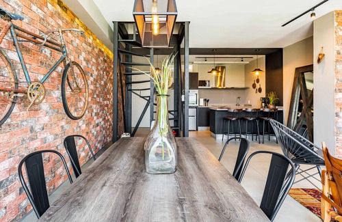 Roma Norte Apartment | Most amazing view of Mexico City. Pool + gym + parking + AC