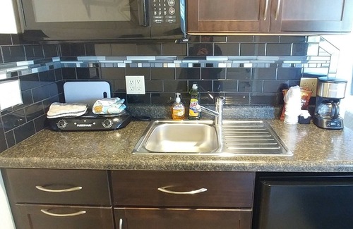 Sturgeon Bay Hotel | Motel 57
