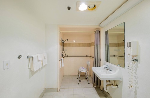 Amarillo Hotel | Motel 6 Amarillo, TX