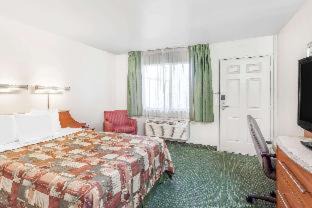 Barstow Hotel | Motel 6 Barstow, CA I15 and Lenwood Road