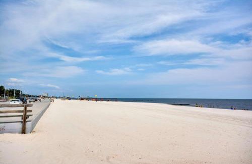 Biloxi Hotel | Motel 6-Biloxi, MS - Beach