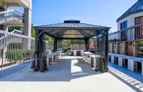 Lake Purdy Hotel | Motel 6 Birmingham, AL - Medical Center - Inverness Hwy 280