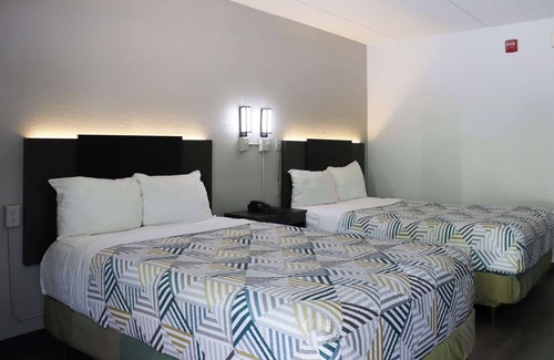Homewood Hotel | Motel 6 Birmingham, AL