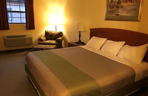 Lime Ridge Hotel | Motel 6-Bloomsburg, PA