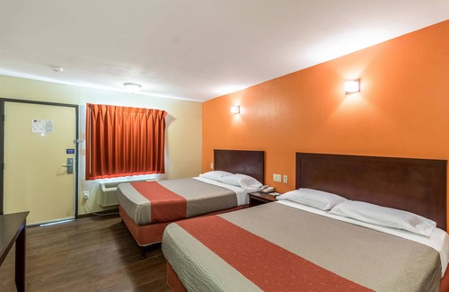 Blythe Hotel | Motel 6 Blythe, CA - South