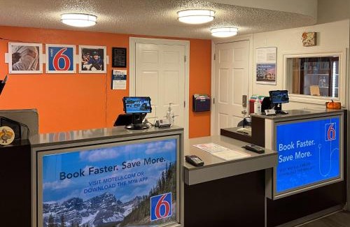 Butte Hotel | Motel 6-Butte, MT - Historic City Center