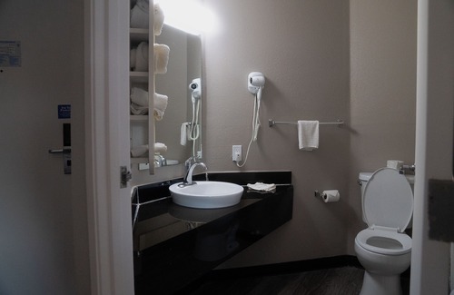 Caseyville Hotel | Motel 6 Caseyville, IL - Caseyville Il
