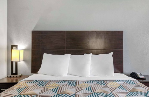 Chickasha Hotel | Motel 6 Chickasha, Ok