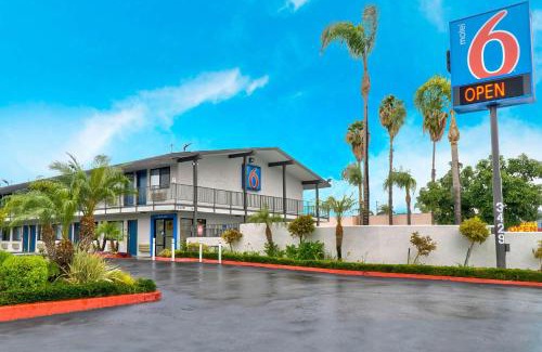El Monte Hotel | Motel 6-El Monte, CA - Los Angeles