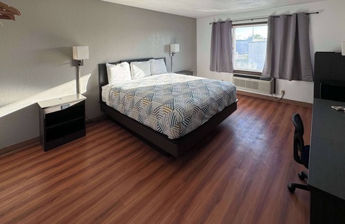 Fond du Lac Hotel | Motel 6 Fond Du Lac, WI