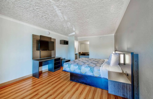 Fort Worth Hotel | Motel 6 Fort Worth, TX - White Settlement