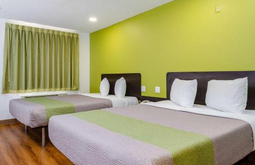 Raisin Hotel | Motel 6-Fresno, CA - Yosemite Hwy