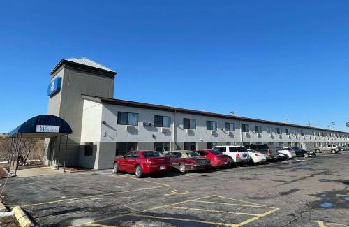 Ashwaubenon Hotel | Motel 6-Green Bay, WI - Lambeau
