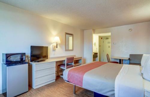Greenwood Village Hotel | Motel 6-Greenwood Village, CO - Denver - South Tech Center