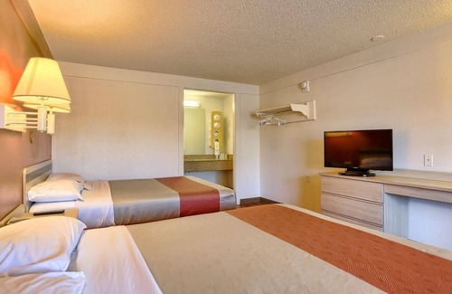Halfway Hotel | Motel 6 Hagerstown, MD
