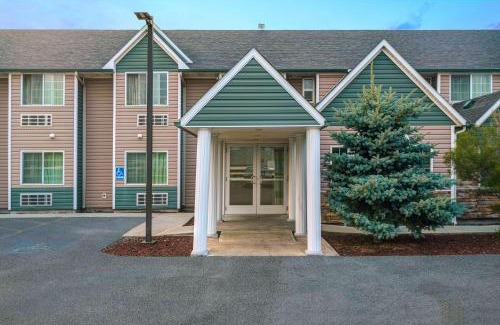 Idaho Falls Hotel | Motel 6-Idaho Falls, ID - Snake River