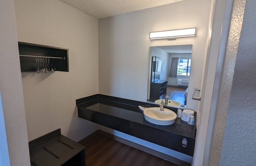 Kingman Hotel | Motel 6 Kingman, AZ - Route 66 West