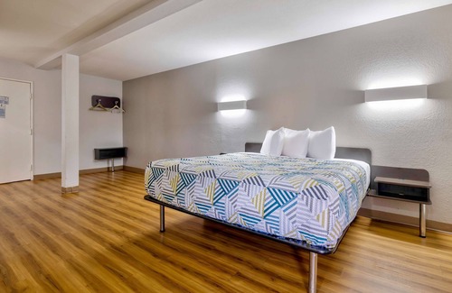 Little Rock Hotel | Motel 6 Little Rock, AR - South